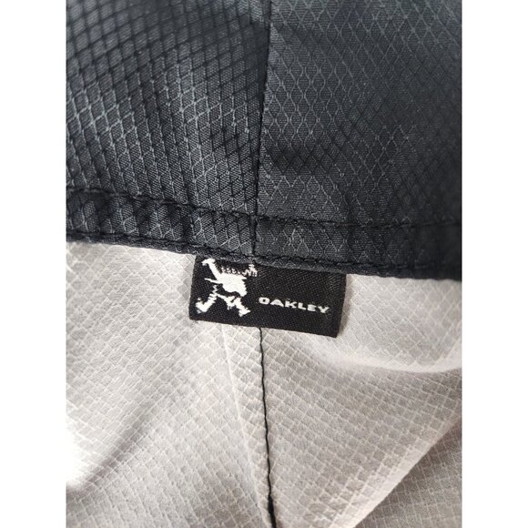 Vintage Oakley Board Shorts Men Size 34 Black Stripes Swimming - Picture 11 of 14